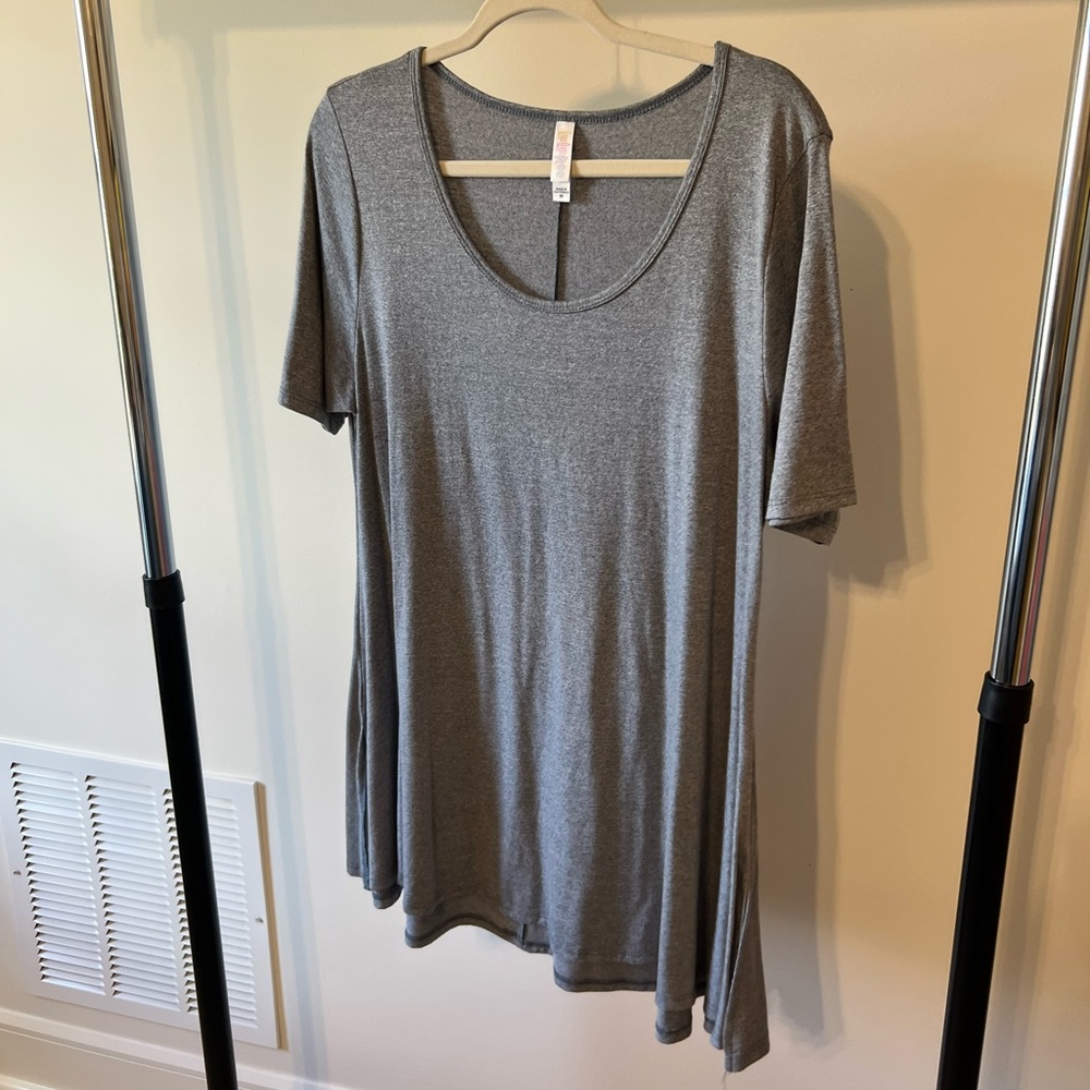Lularoe Women’s Long Tunic